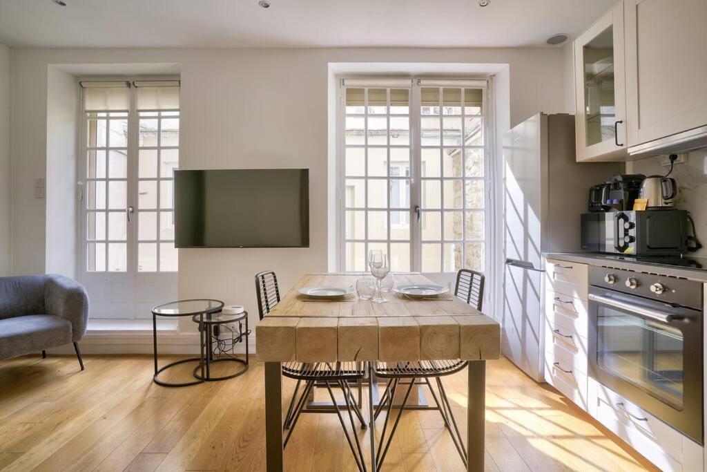 Magnifique Proche Tour Eiffel Appartement *